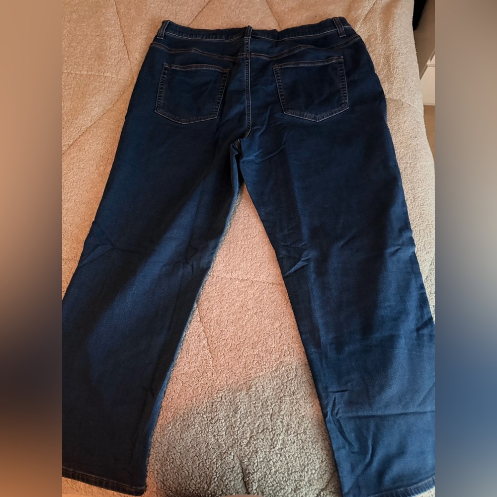 NWOT! 32 degrees - WOMEN'S STRETCH COMFORT RELAXED "SWEATPANT" JEAN - INDIGO
